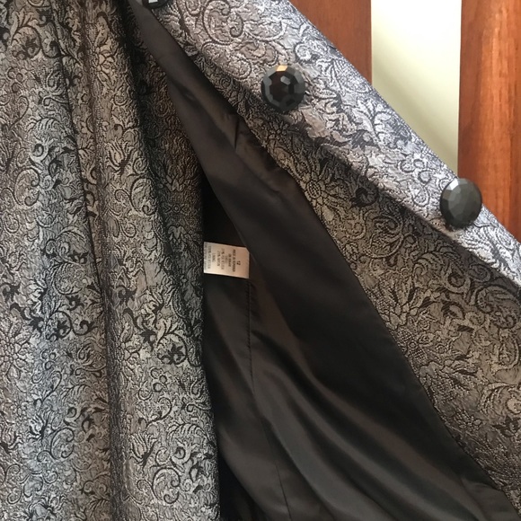 John Meyer Collection Women’s Suit with Skirt - Picture 4 of 12